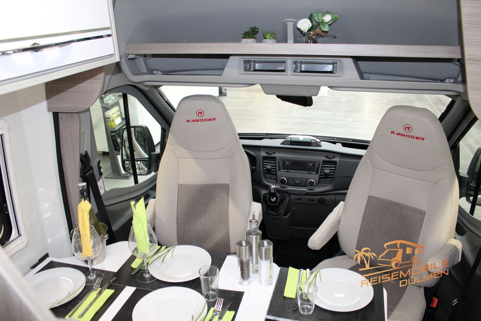 Fahrzeugabbildung Randger R560 4x4 170 PS Lithium Solar  Navi RFK Truma 4D