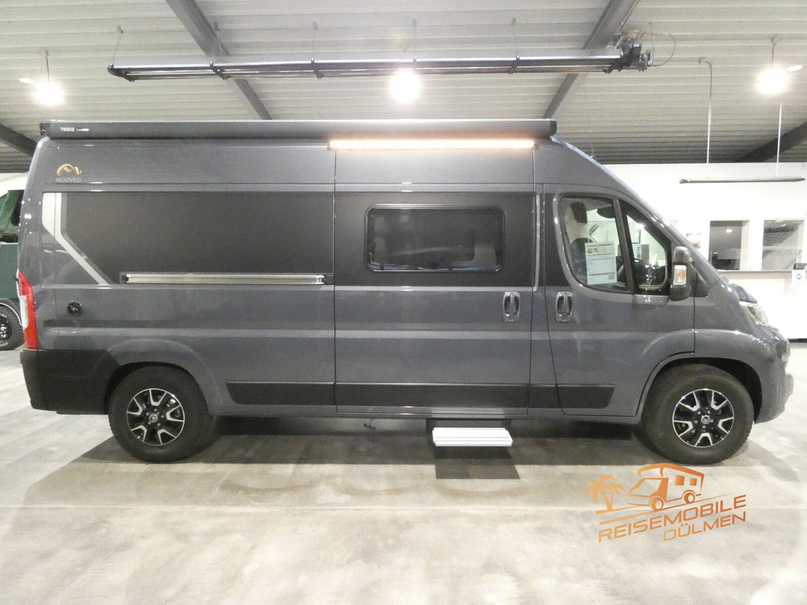 Fahrzeugabbildung Mooveo Van 60EB 165PS Auto-Sat TV Solar Markise RFK