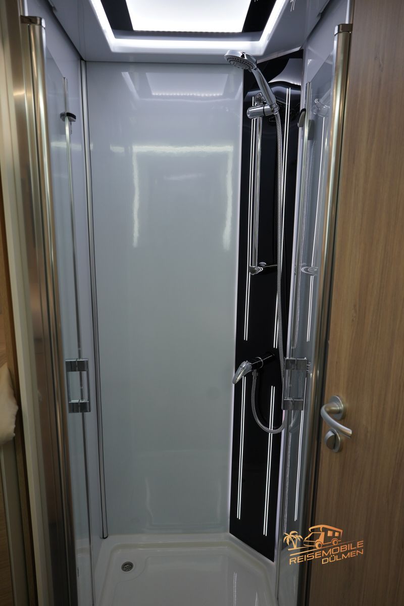 Fahrzeugabbildung Frankia M-Line T 7400 GD SAT TV ALDE UVP 214.000€  AHK