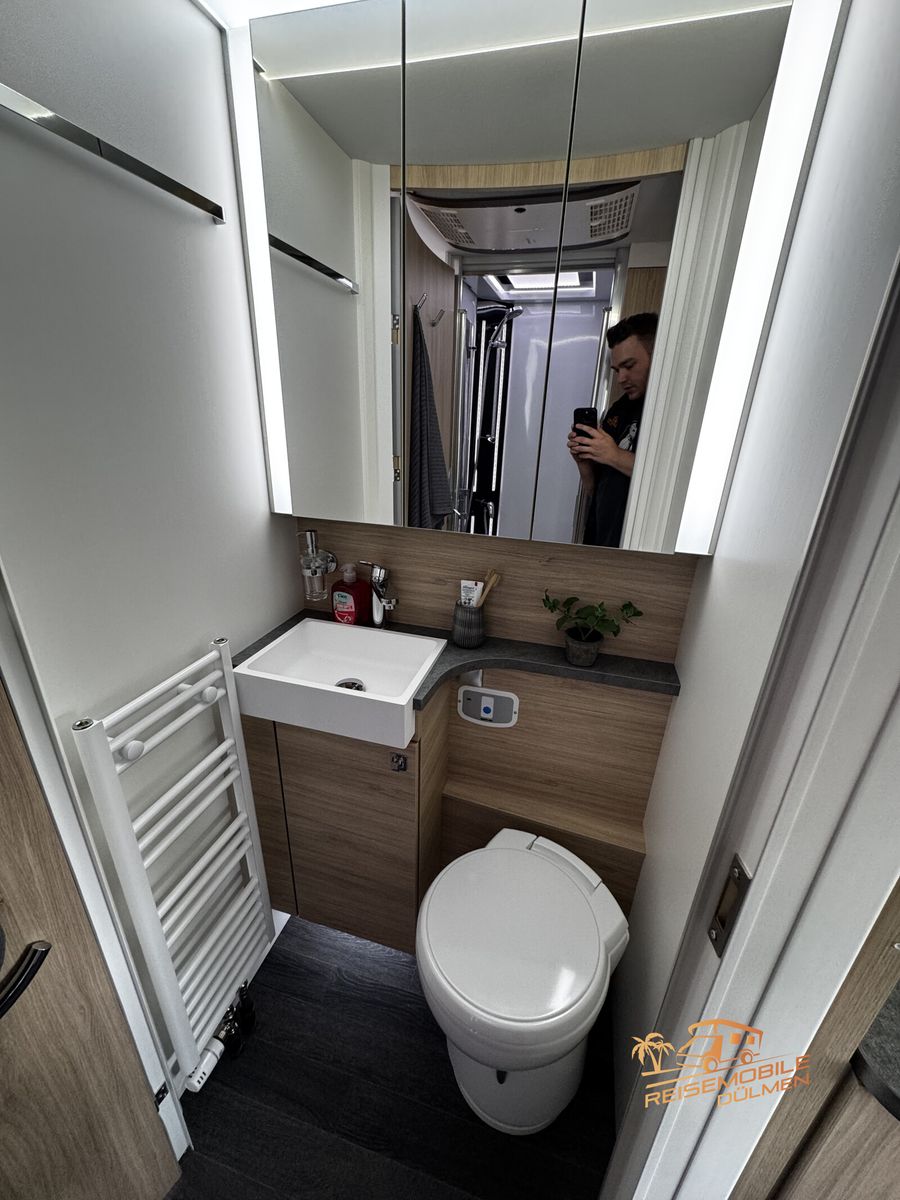 Fahrzeugabbildung Frankia Platin I 8400 Plus  Sie Sparen 33.420