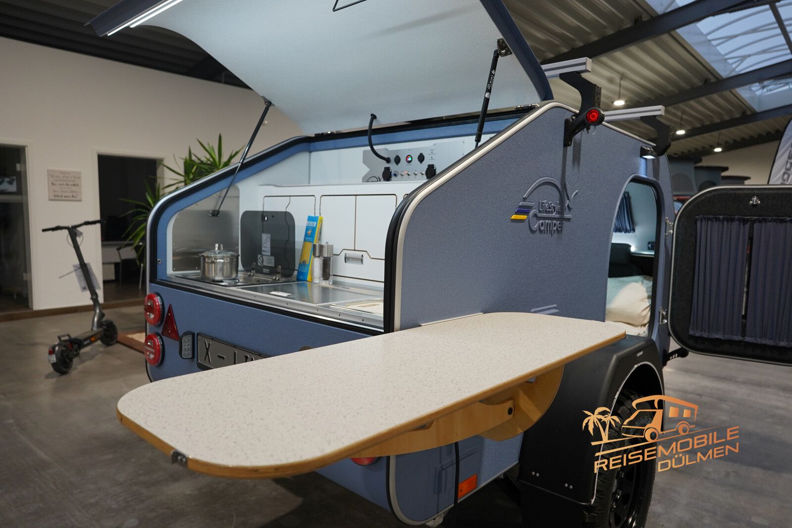 Fahrzeugabbildung Other LifeStyle Camper X-Line Einzelradaufhängung Mosk