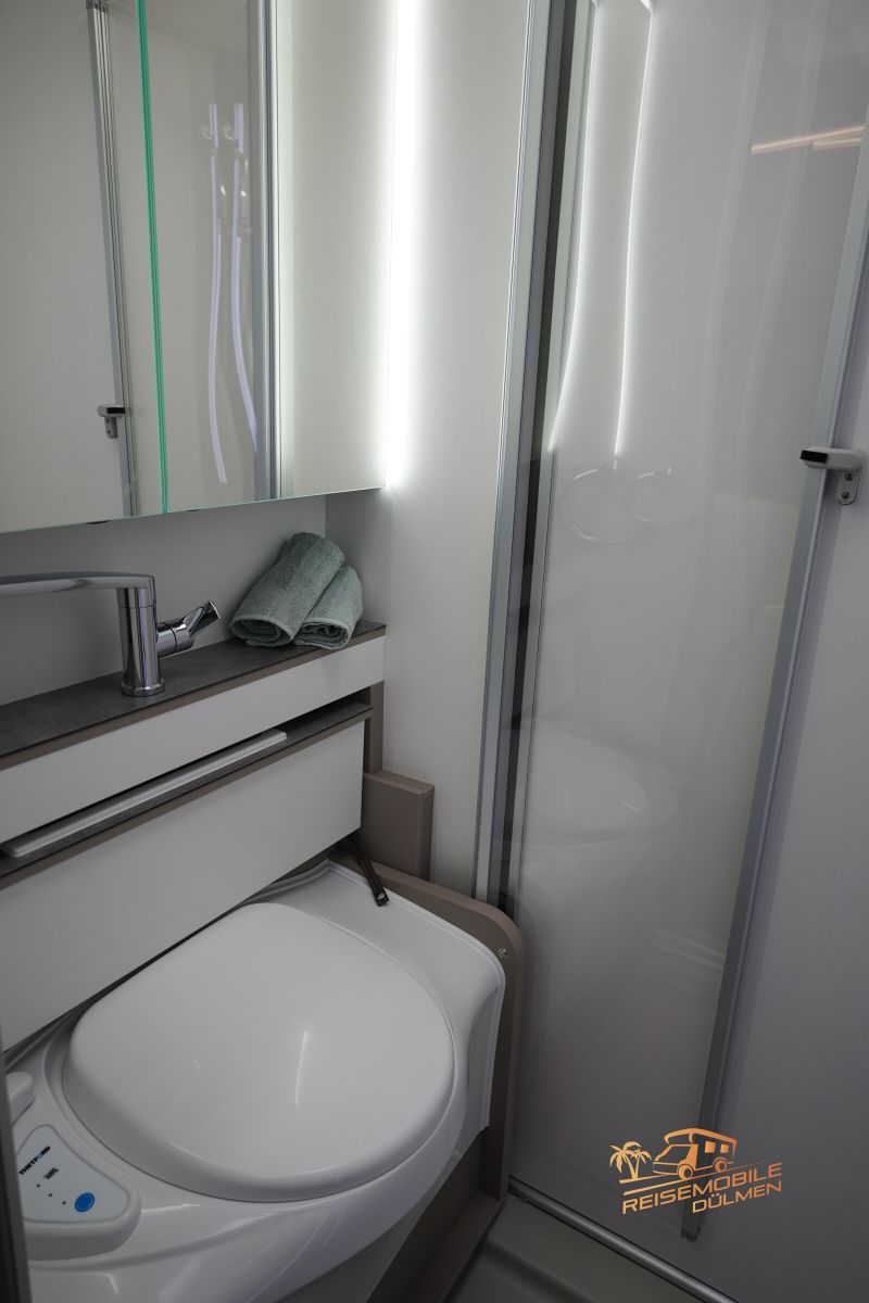 Fahrzeugabbildung Frankia Neo I 7 GDK NEO Truma6E Solar Sie sparen 17.270