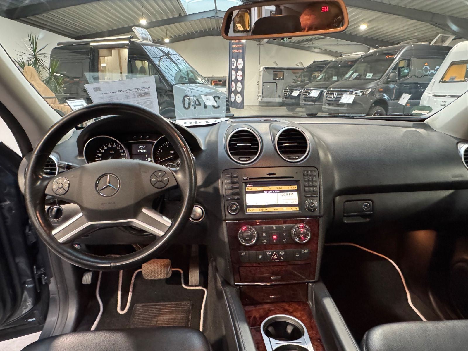 Fahrzeugabbildung Mercedes-Benz ML 350 LPG Gas Leder 20" RFK AHK Sportpaket