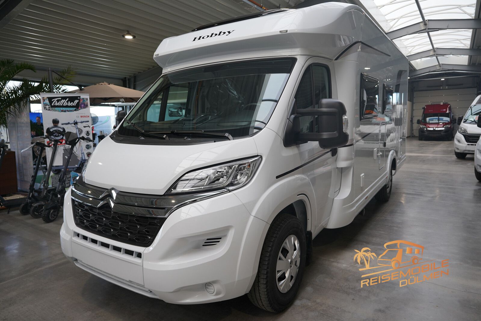 Fahrzeugabbildung Hobby Optima OnTour T65 HFL TRUMA Combi 6 E Markise