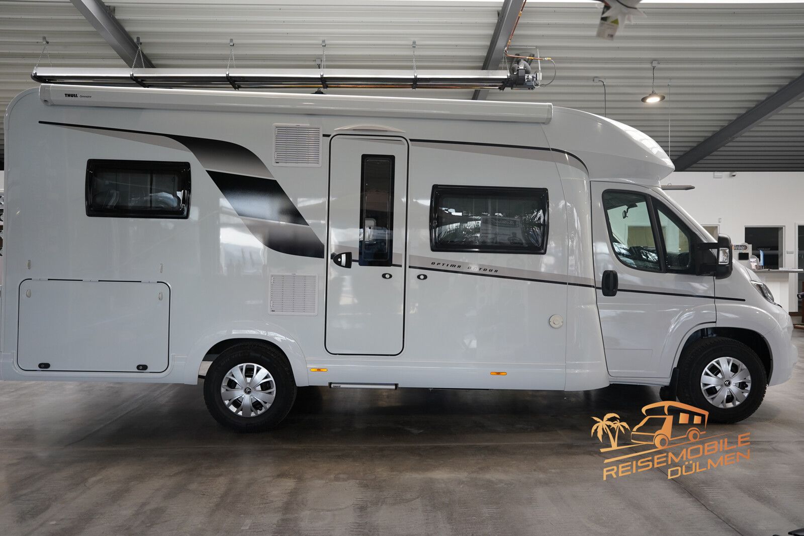 Fahrzeugabbildung Hobby Optima OnTour T65 HFL TRUMA Combi 6 E Markise