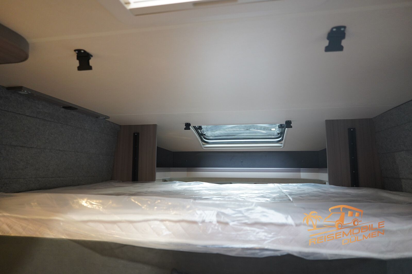 Fahrzeugabbildung Hobby Optima OnTour T65 HFL TRUMA Combi 6 E Navi