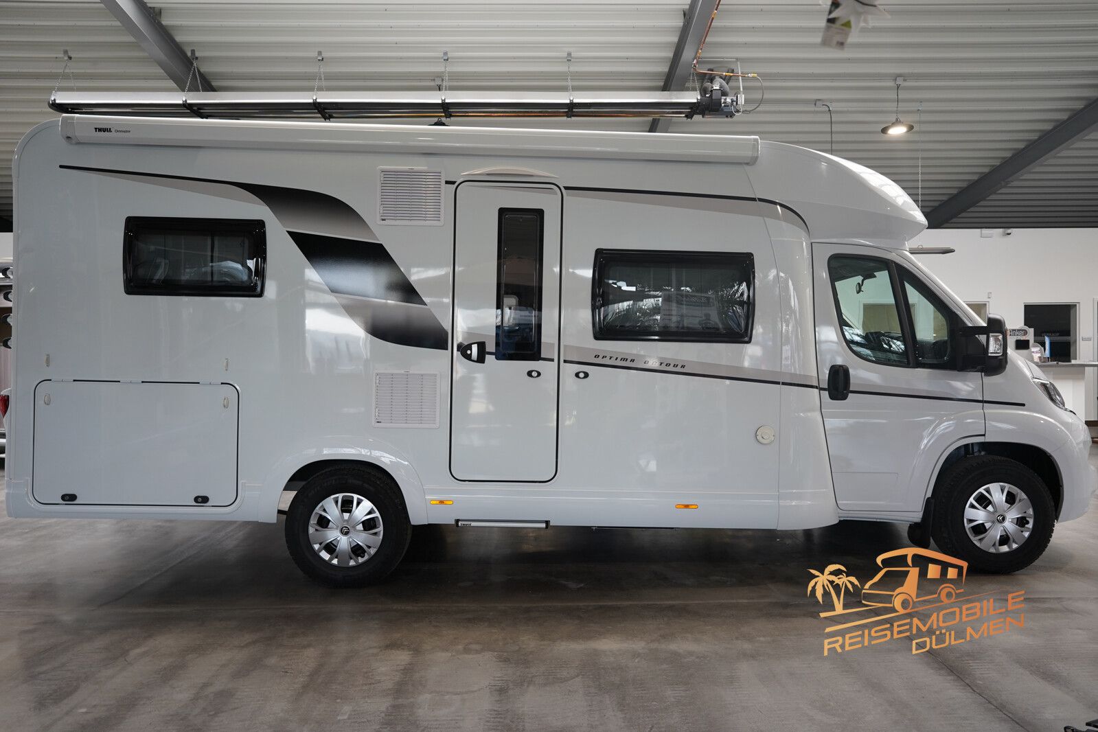 Fahrzeugabbildung Hobby Optima OnTour T65 HFL TRUMA Combi 6 E, Markise