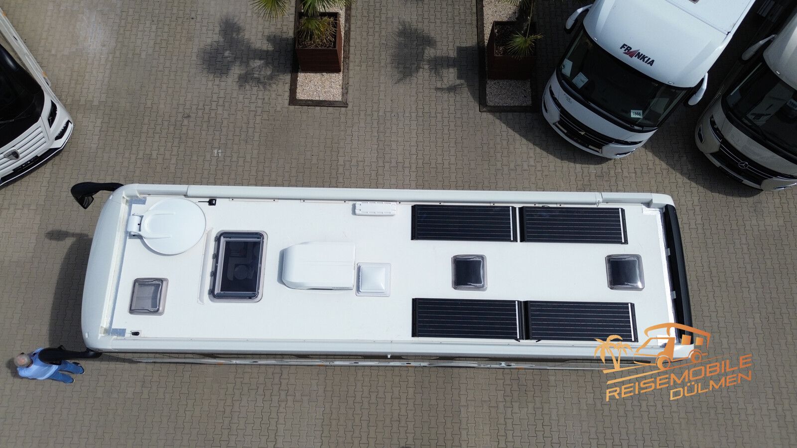 Fahrzeugabbildung Morelo Palace 90 LS Retarder Bar Hubbett