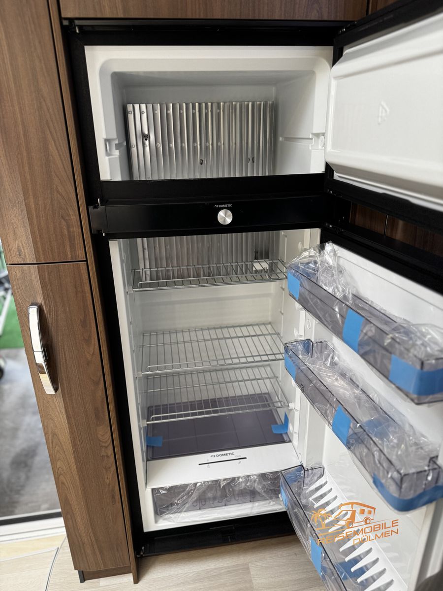 Fahrzeugabbildung Frankia Platin I 7400 GD Pure 360° Mod.25 ohne Hubbett