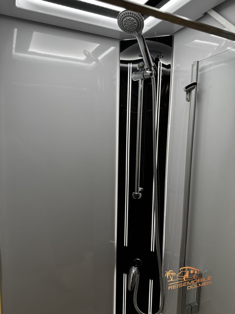 Fahrzeugabbildung Frankia Platin I 7400 GD Pure 360° Mod.25 ohne Hubbett