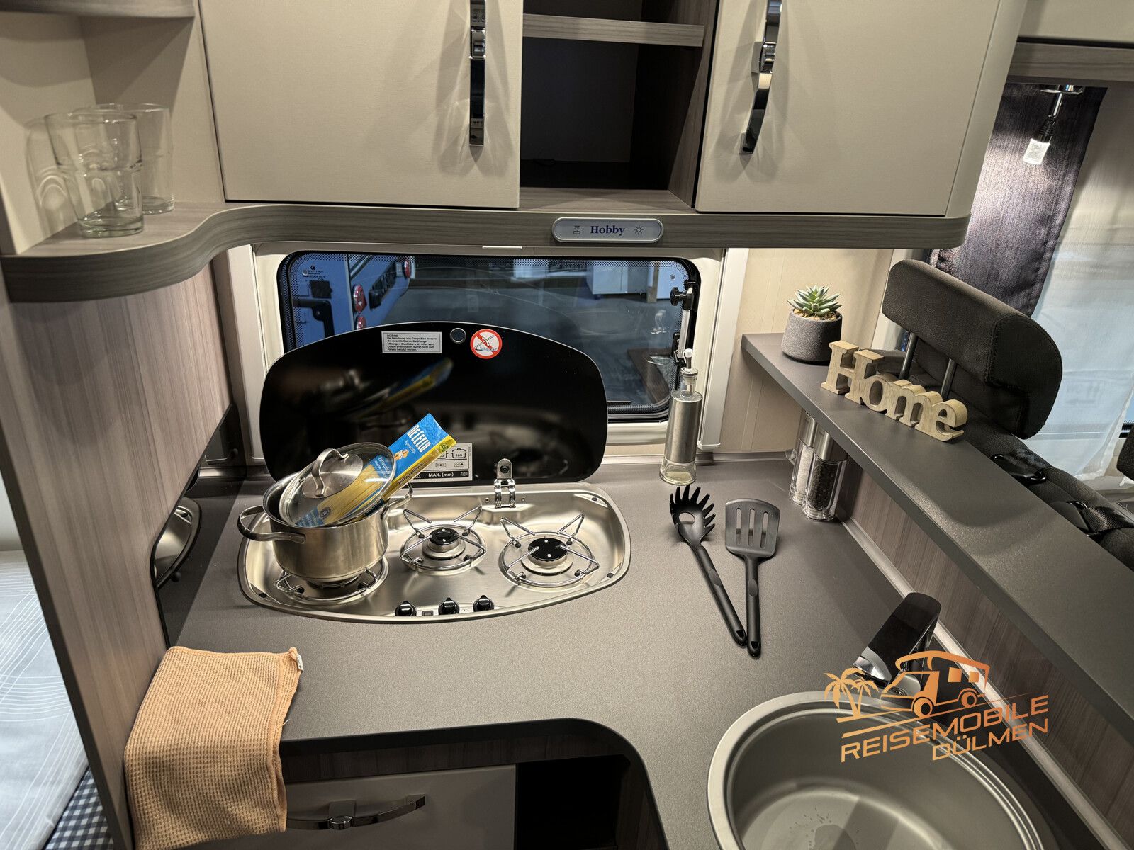 Fahrzeugabbildung Hobby Optima OnTour T70 E 165PS  Rahmen LMR LED-TFL