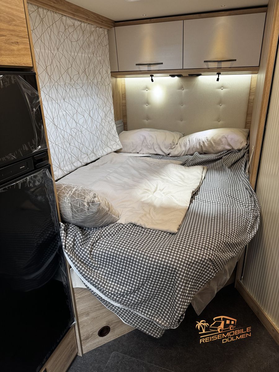 Fahrzeugabbildung Eura Mobil Profila T 675 SB  Mondial-Paket Sun Roof RFK