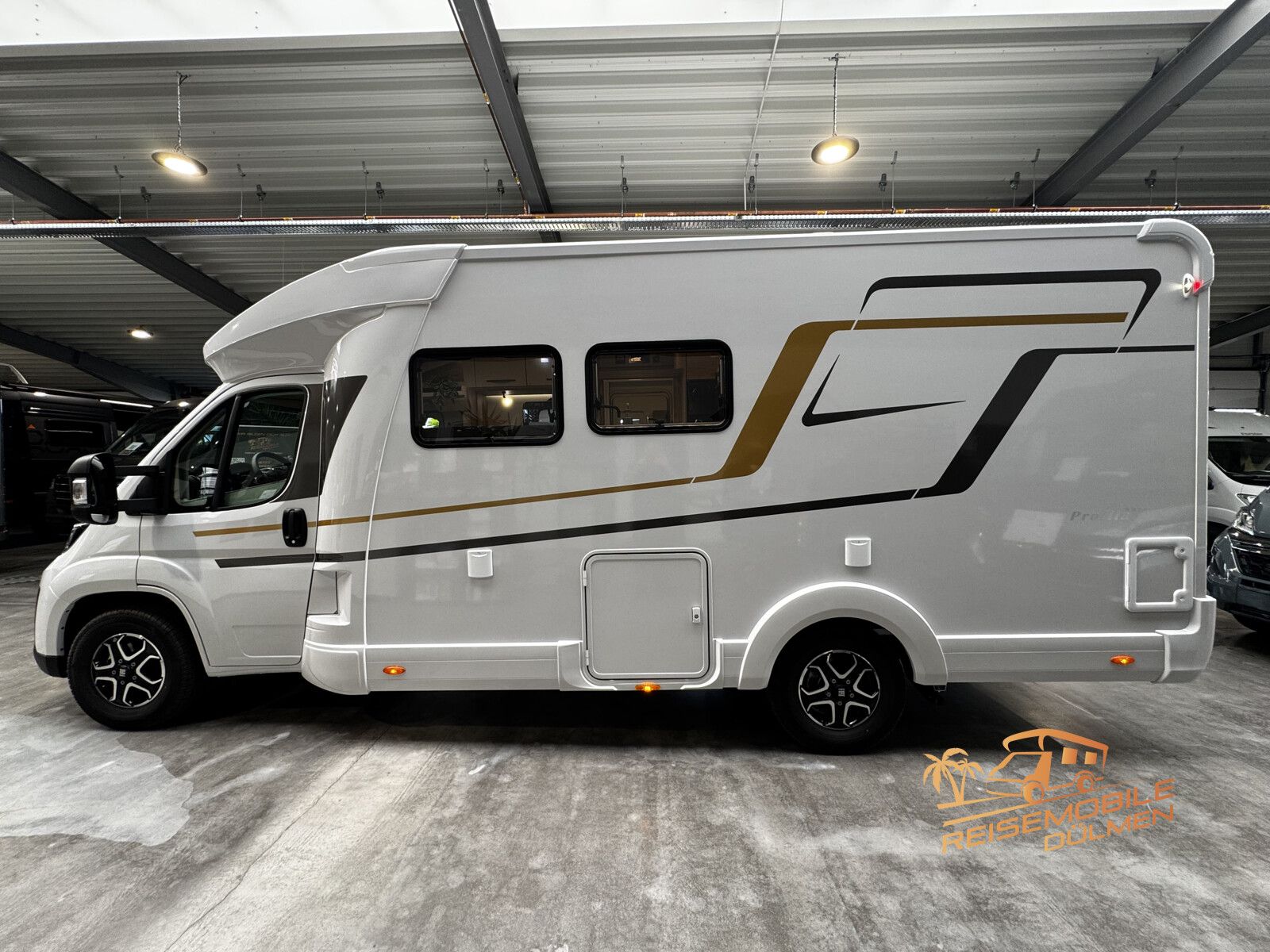 Fahrzeugabbildung Eura Mobil Profila T 675 SB  Mondial-Paket Sun Roof RFK