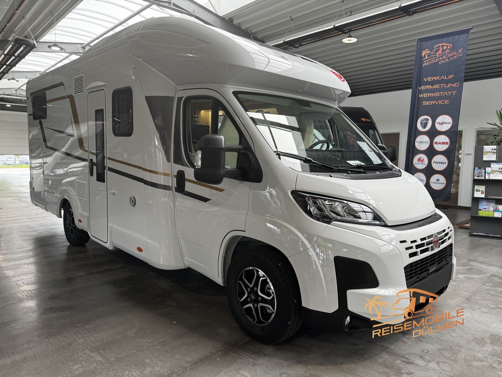 Fahrzeugabbildung Eura Mobil Profila RS 720 EF 4,25t RFK 16 Heavy Duty Xzent