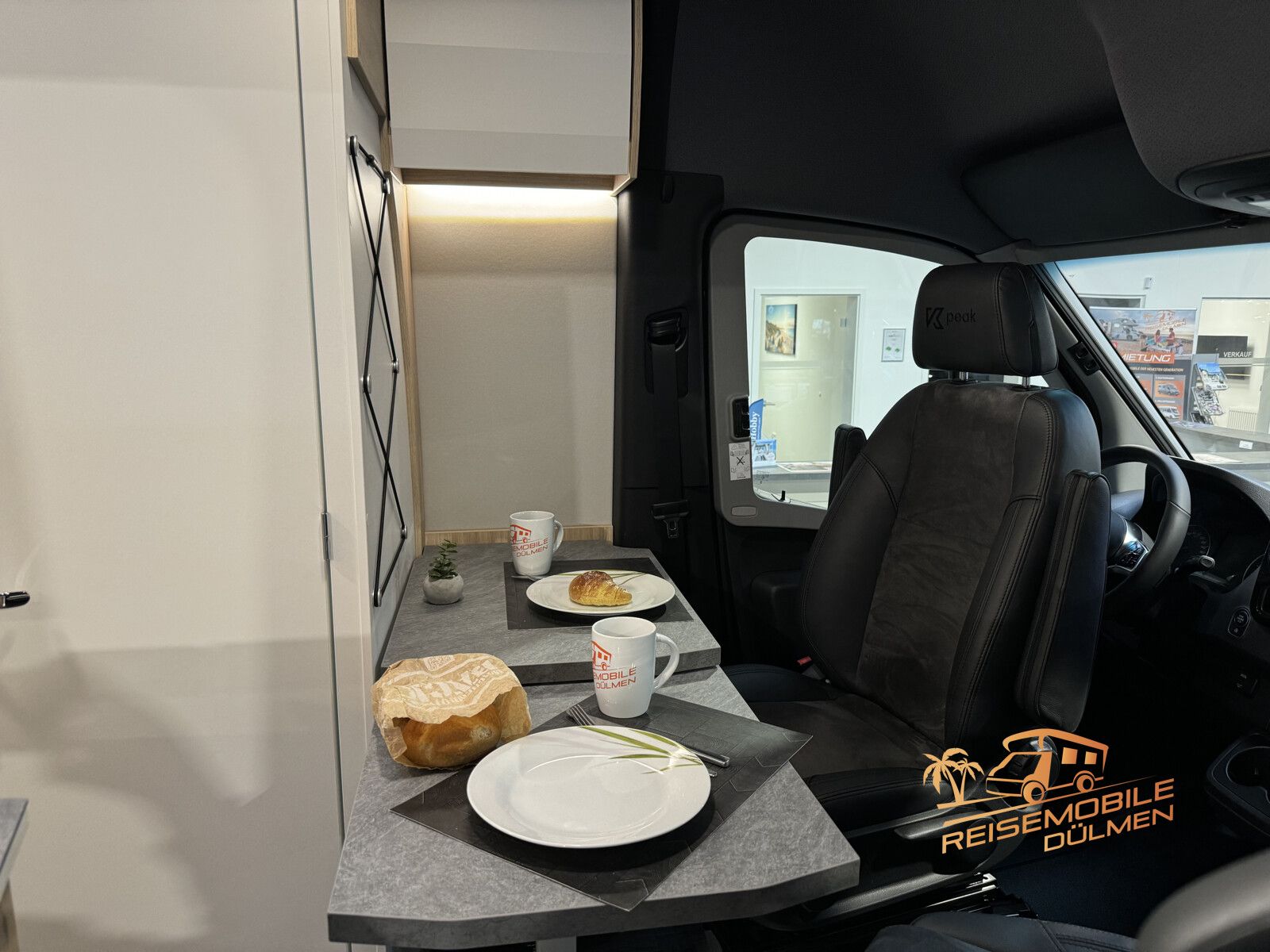 Fahrzeugabbildung Frankia Yucon 6.0 GD 4.1 t 4x4 K-Peak Markise Wi-Fi