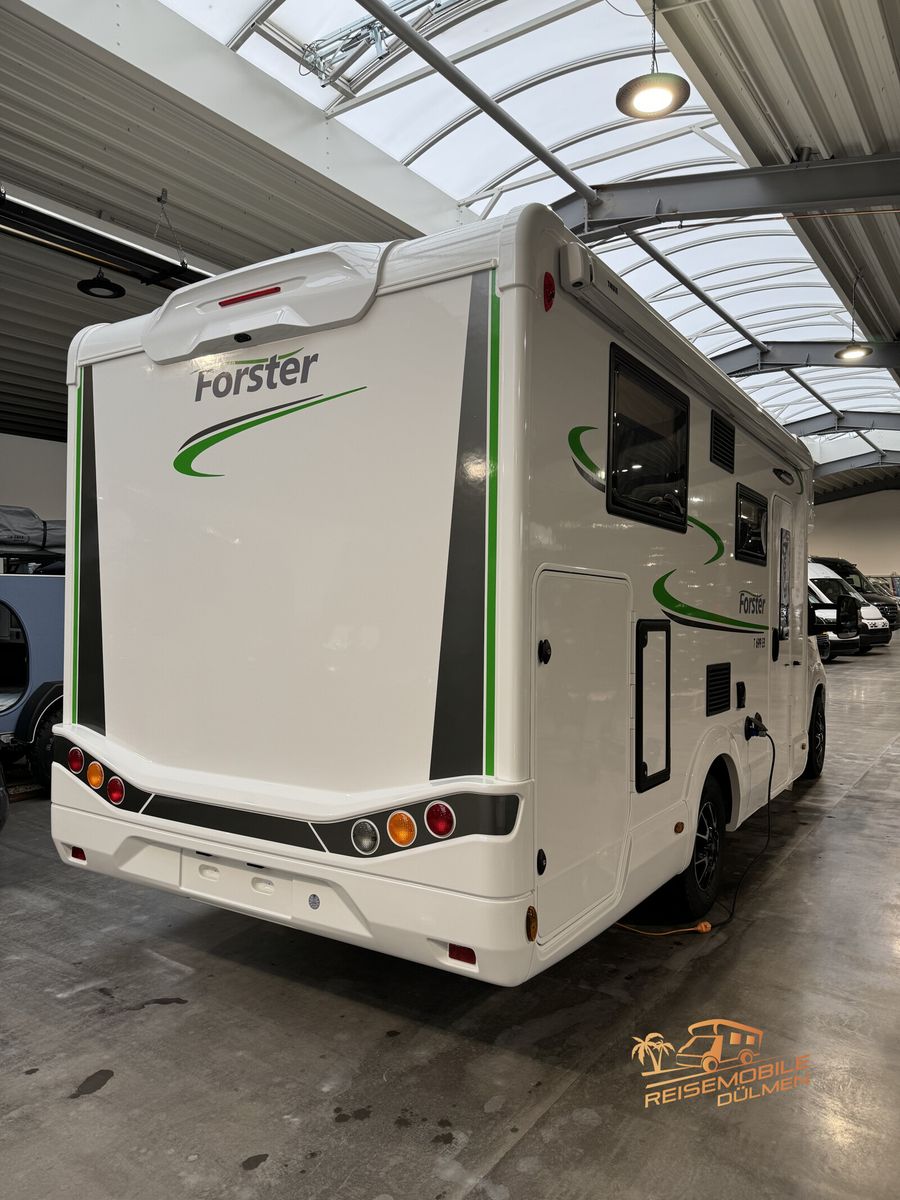 Fahrzeugabbildung Forster T 699EB Travel+Comfort RFK Skyroof Modell 2025