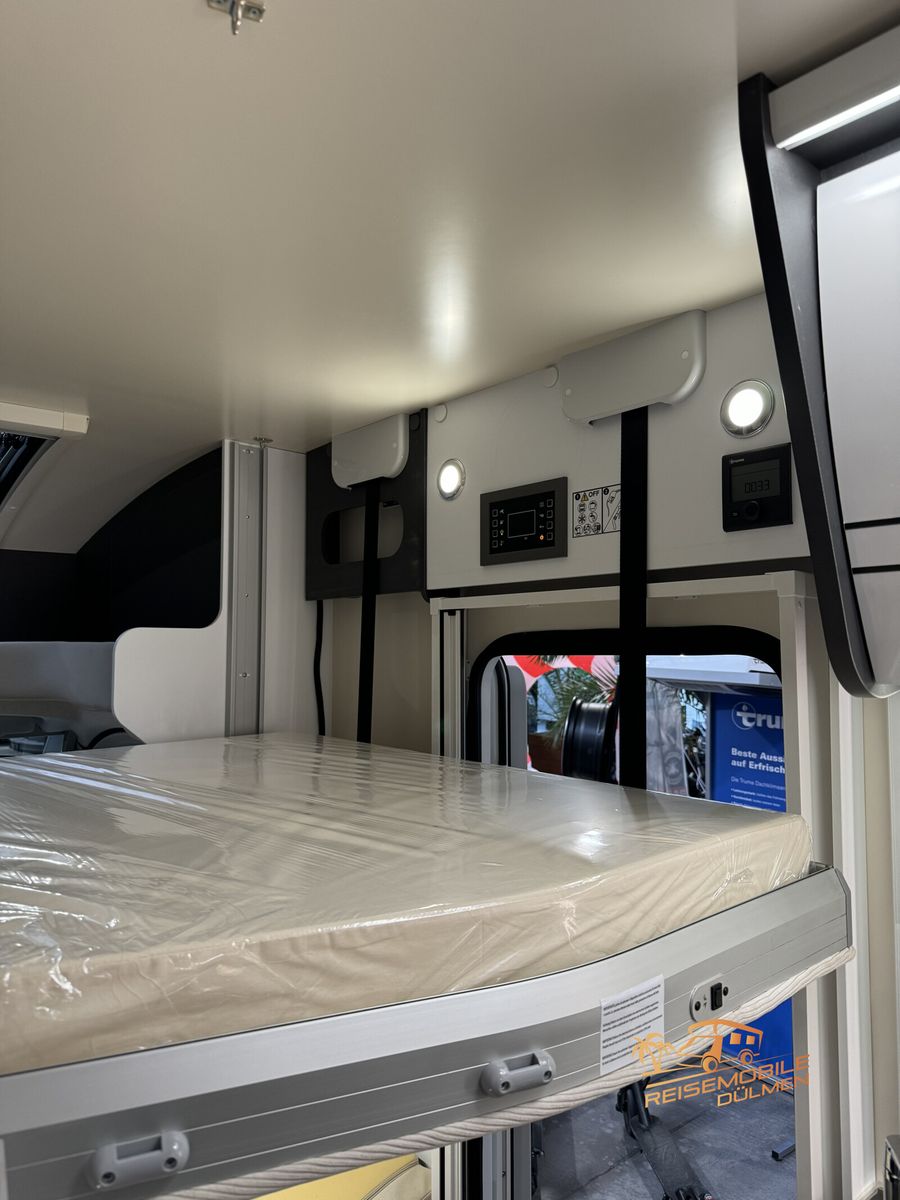 Fahrzeugabbildung Forster T 699EB Markise RFK 16 Truma Hubbett Mod.2025