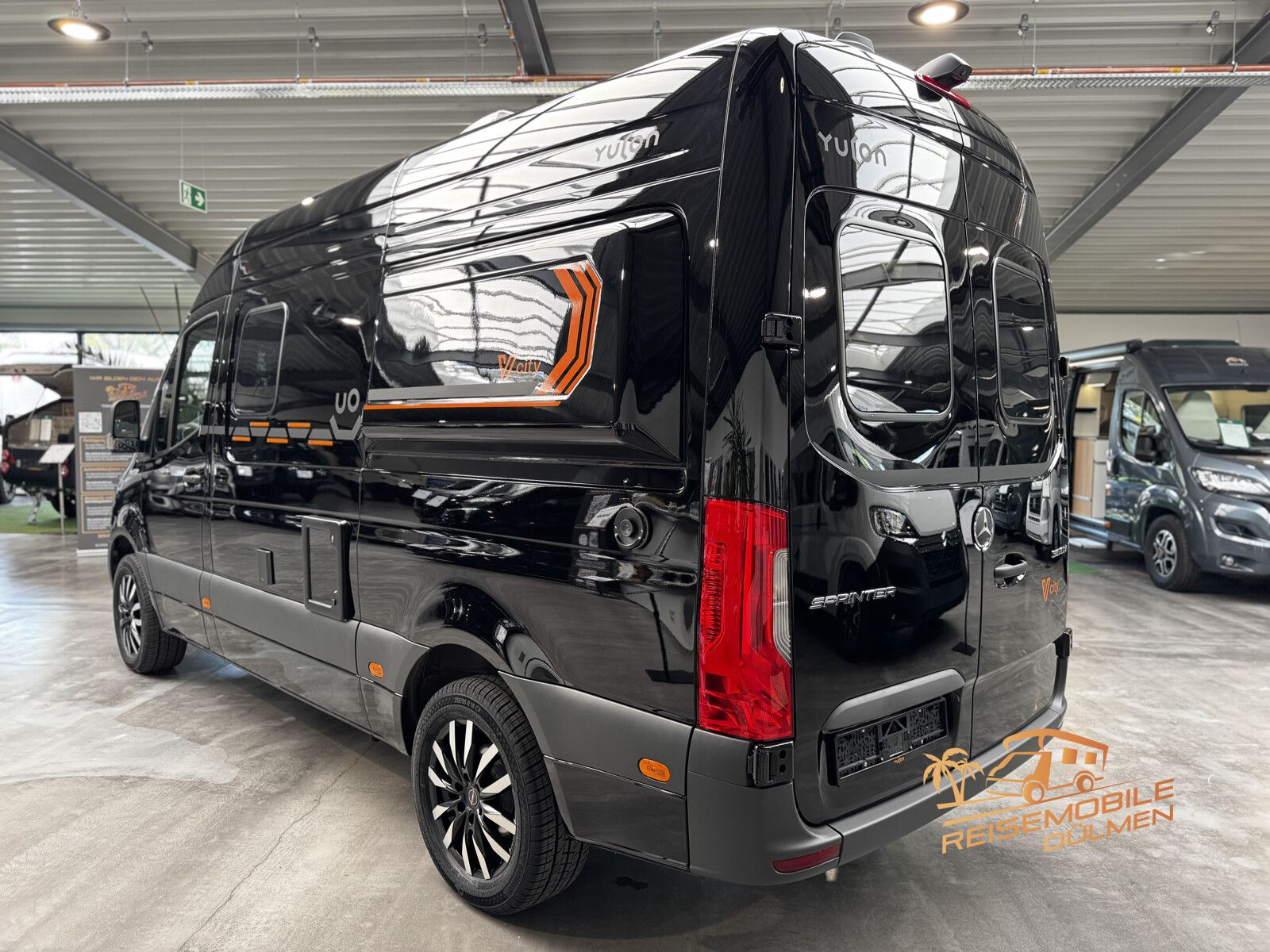 Fahrzeugabbildung Frankia Yucon 6.0 BD 3.5 t V-City 18 Distronic RFK MBUX