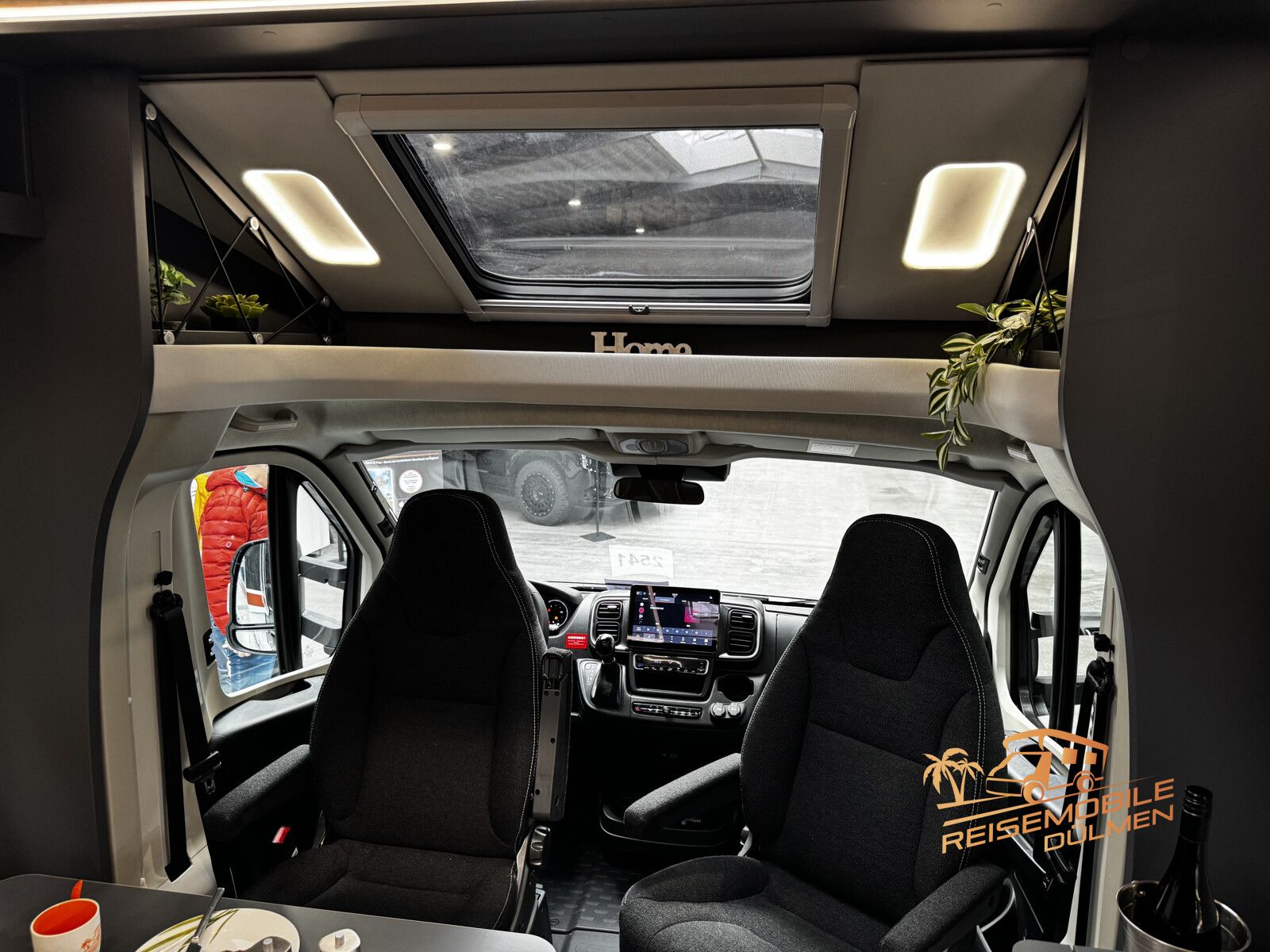 Fahrzeugabbildung Frankia Now 7.0 L ACC Keyless Model 2025 Voll-LED Wi-Fi