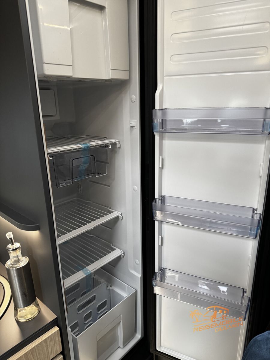 Fahrzeugabbildung Frankia Now 7.0 L ACC Keyless Model 2025 Voll-LED Wi-Fi