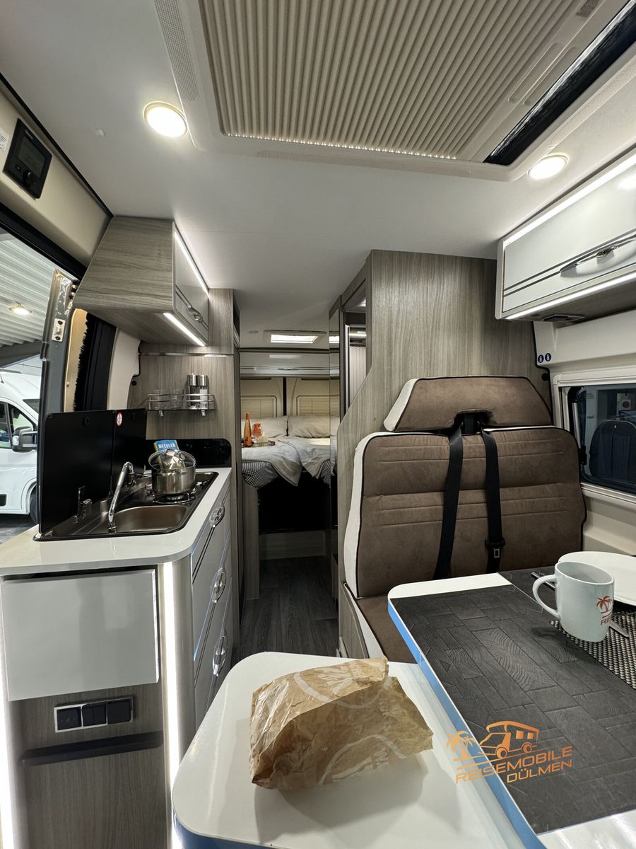 Fahrzeugabbildung Randger R640 LA BOHEME 140 PS 9G Auto Solar Markise