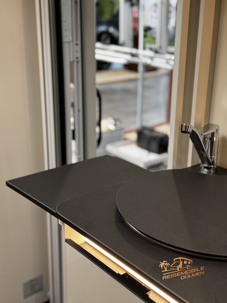 Fahrzeugabbildung Forster T 599HB Auto. Winter Pack Isofix Markise Truma