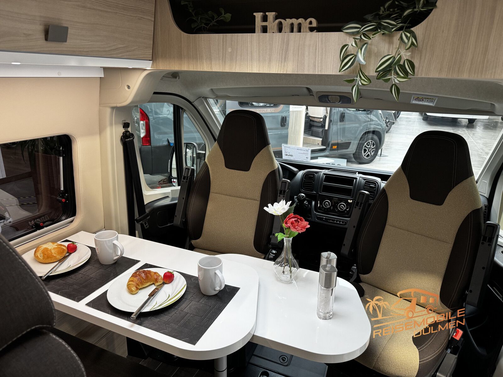 Fahrzeugabbildung Forster Livin Up FV541HBL Rückfahrsensoren