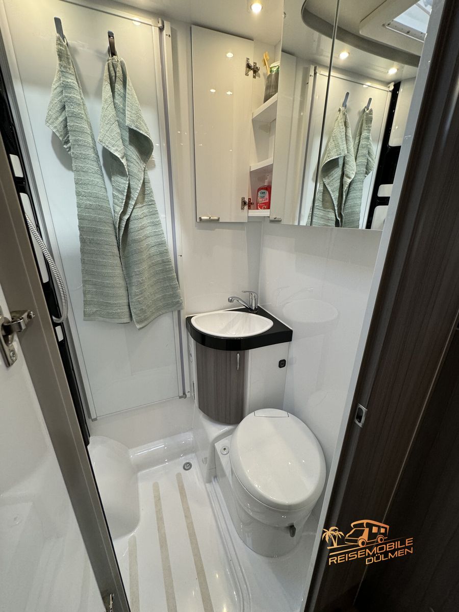 Fahrzeugabbildung Hobby Optima OnTour T65 GE Navi RFK 300W Solar BR-Lift