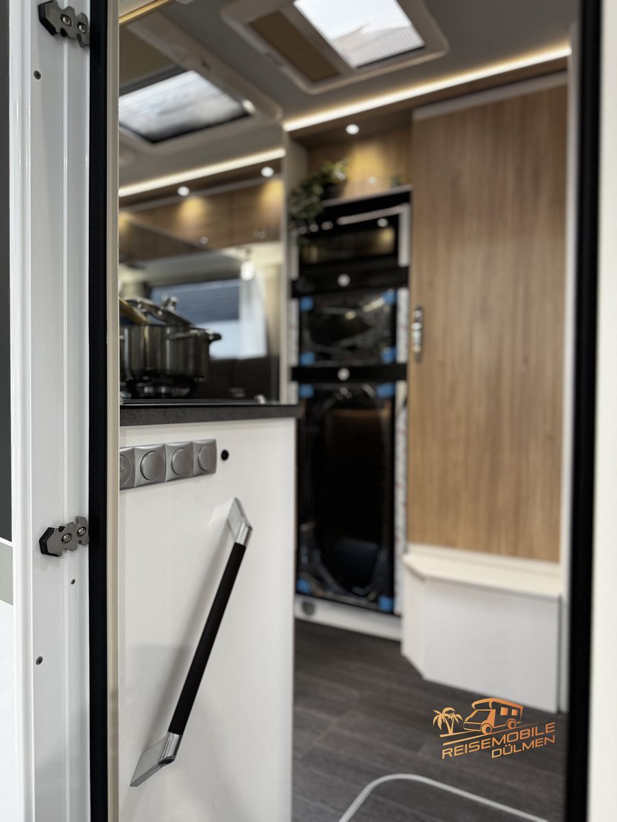 Fahrzeugabbildung Frankia F-Line A 680 Plus 4.5 t Frisch eingetroffen!