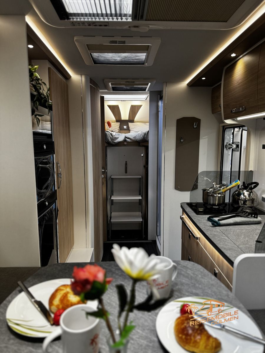 Fahrzeugabbildung Frankia F-Line A 680 Plus 4.5 t Frisch eingetroffen!