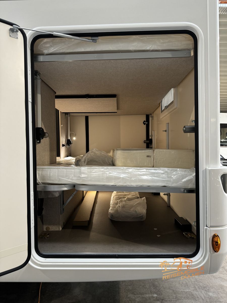 Fahrzeugabbildung Forster A 699DVB 8 Schlafplätze RFK Markise Modell 2025