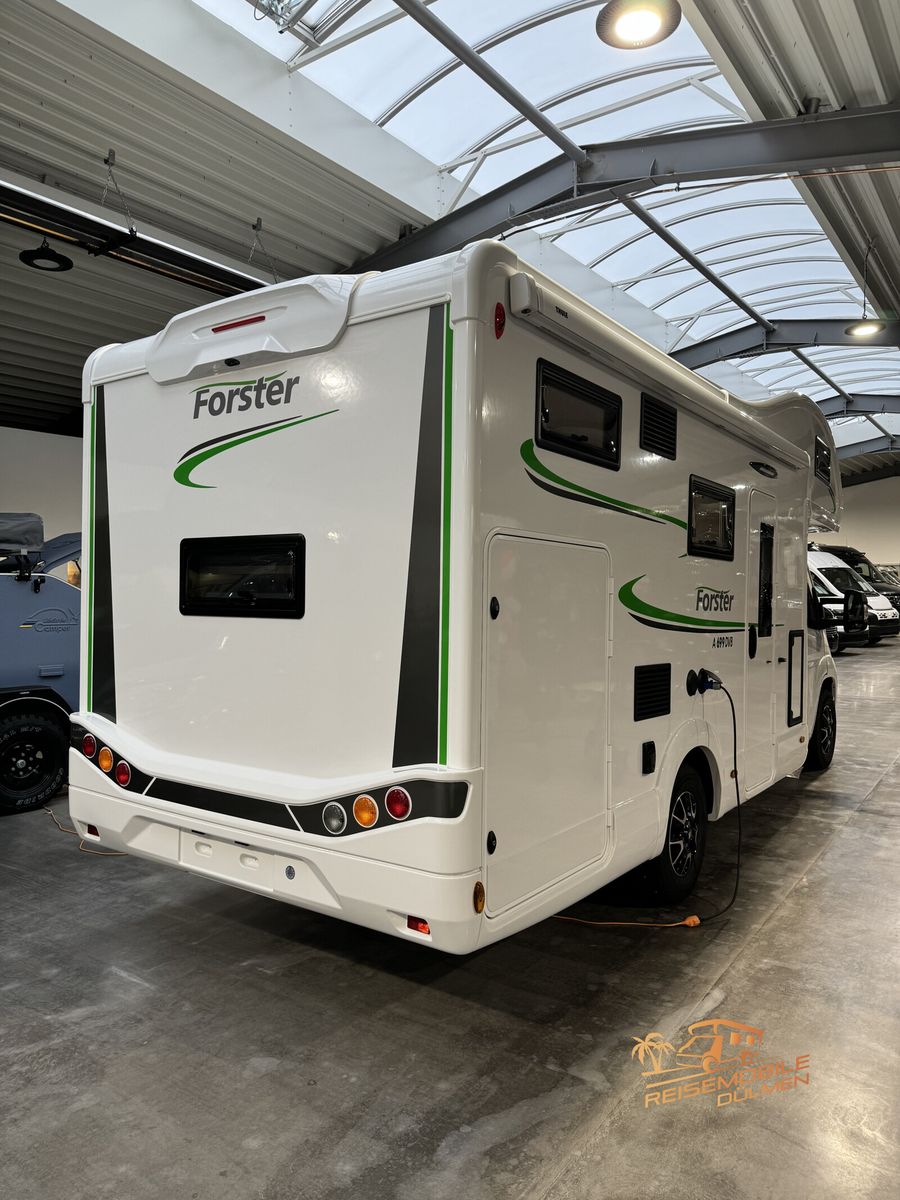 Fahrzeugabbildung Forster A 699DVB 8 Schlafplätze RFK Markise Modell 2025