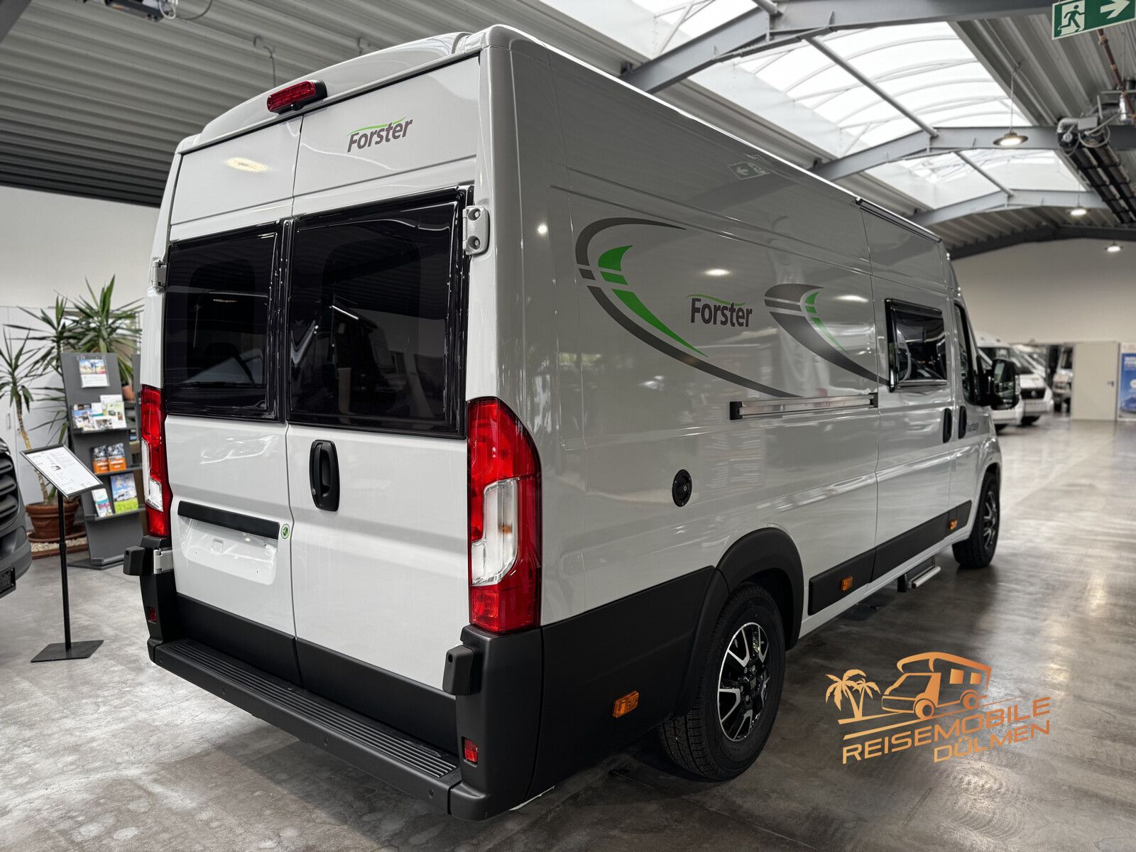 Fahrzeugabbildung Forster Vantasy FV636HB Zusatzbett RFK