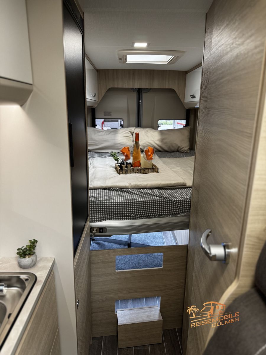 Fahrzeugabbildung Forster Vantasy FV636HB Zusatzbett RFK