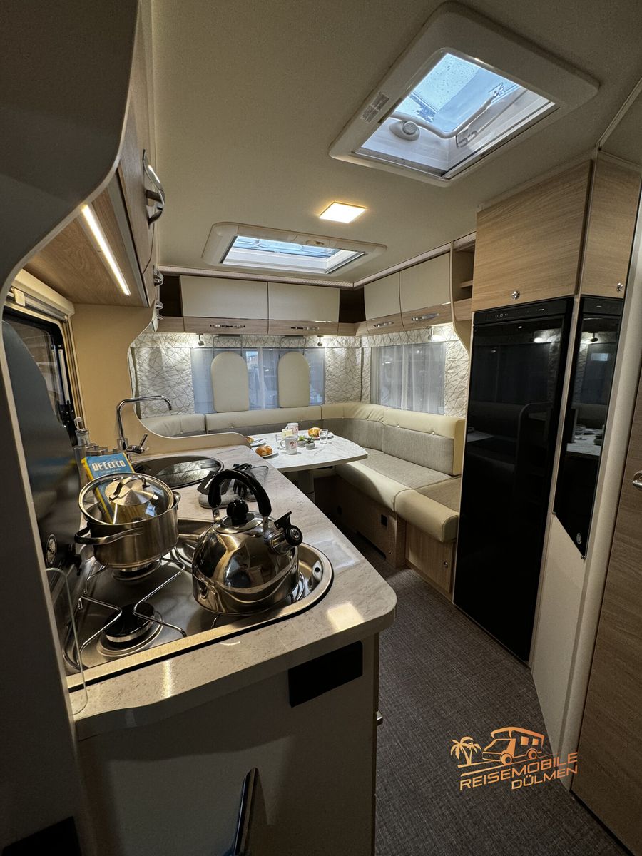 Fahrzeugabbildung Eura Mobil Activa One 650 HS RFK 16 Alu