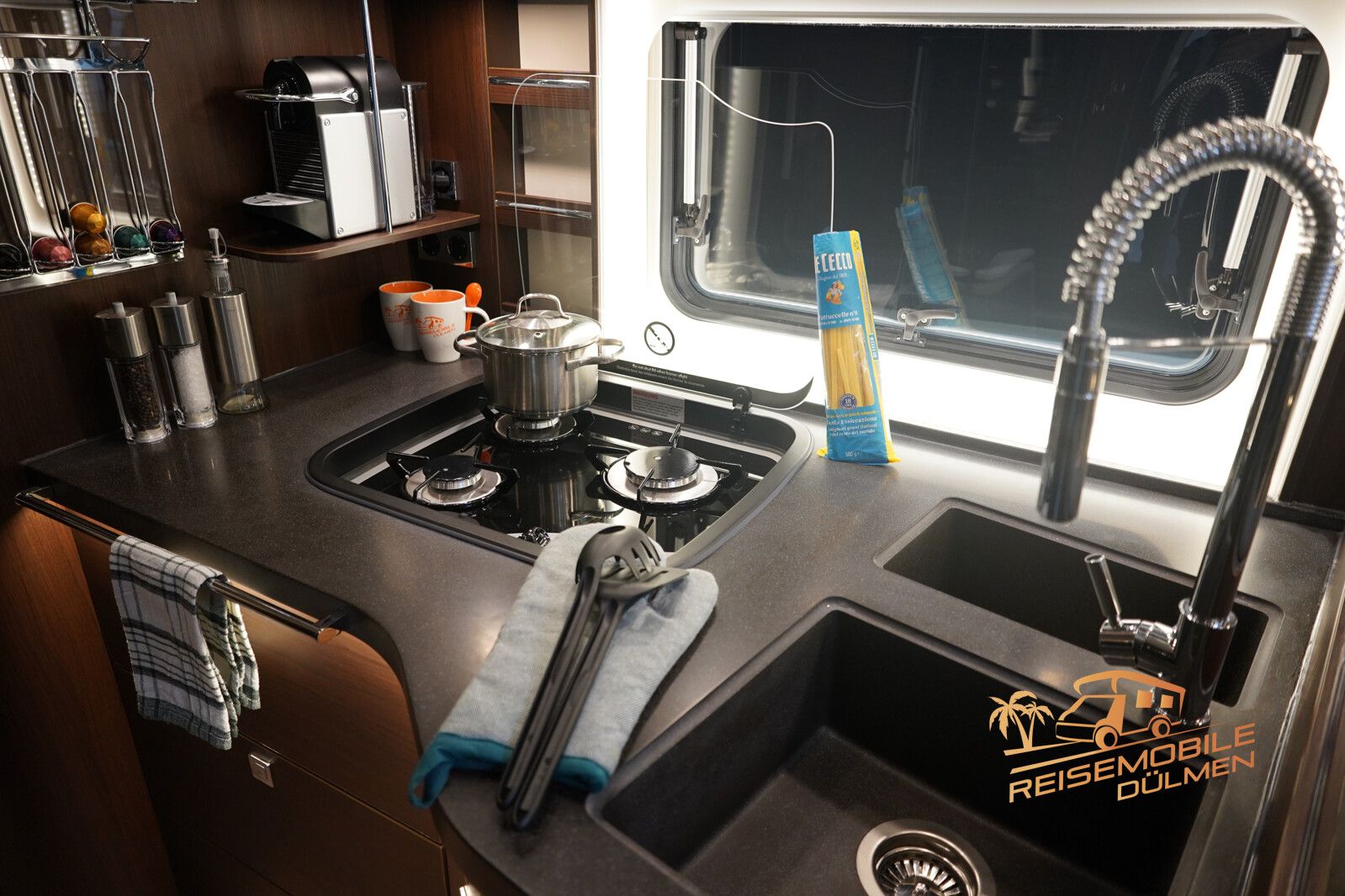 Fahrzeugabbildung Morelo Loft 87 MB Bar  Hubstütze Activ Air Wide axle