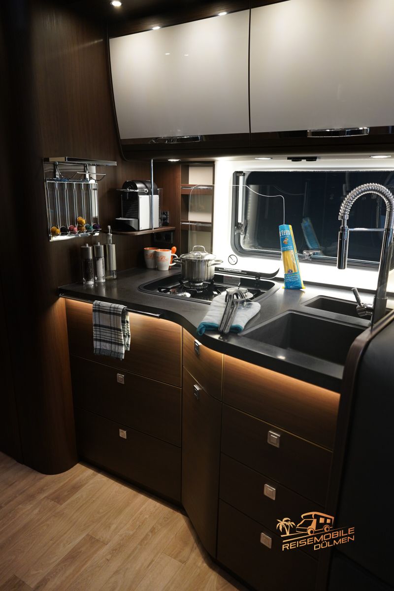 Fahrzeugabbildung Morelo Loft 87 MB Bar  Hubstütze Activ Air Wide axle