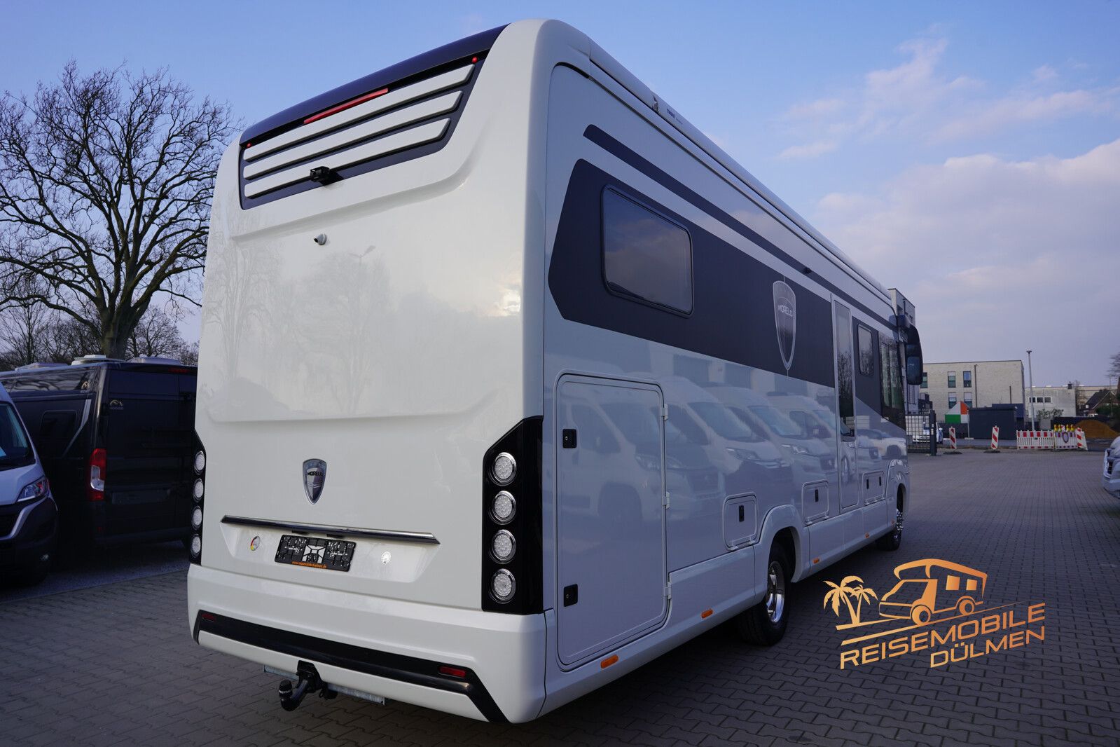 Fahrzeugabbildung Morelo Loft 87 MB Bar  Hubstütze Activ Air Wide axle