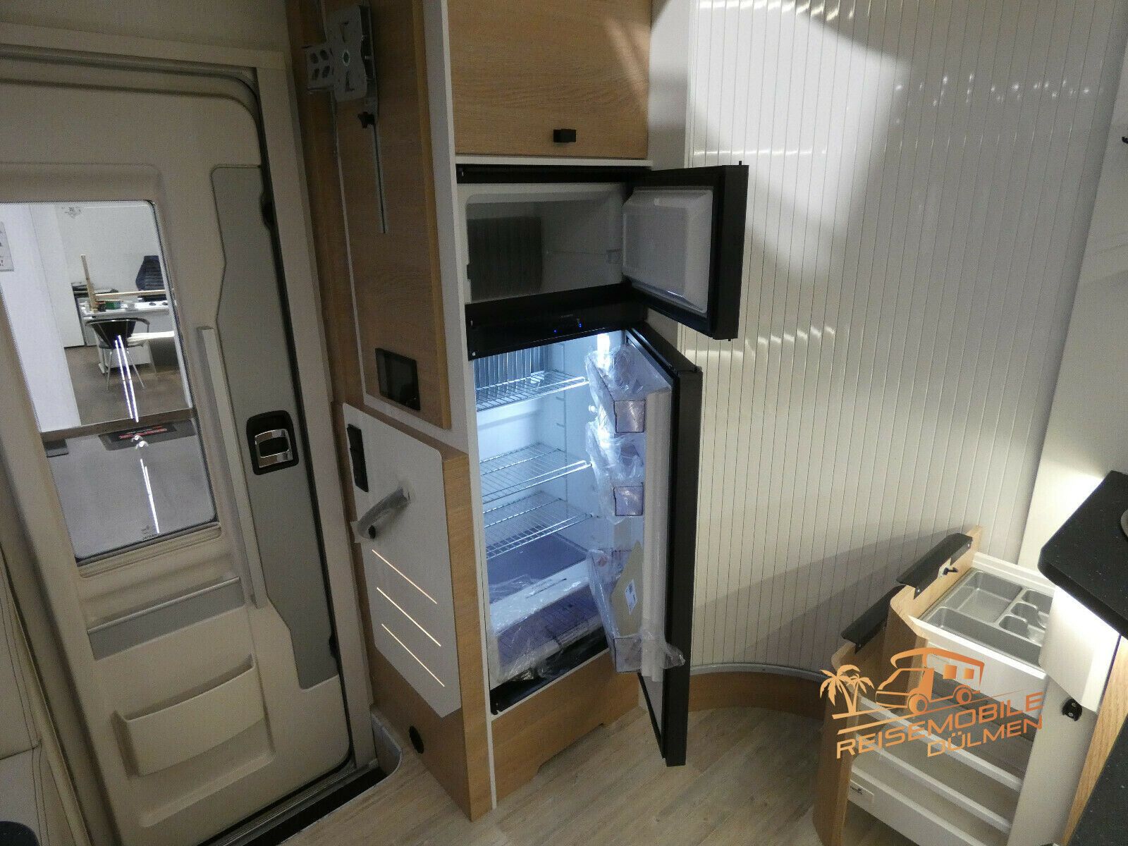 Fahrzeugabbildung Mooveo Tei 70DH 180PS Automat Tageszulassung SatTV Navi