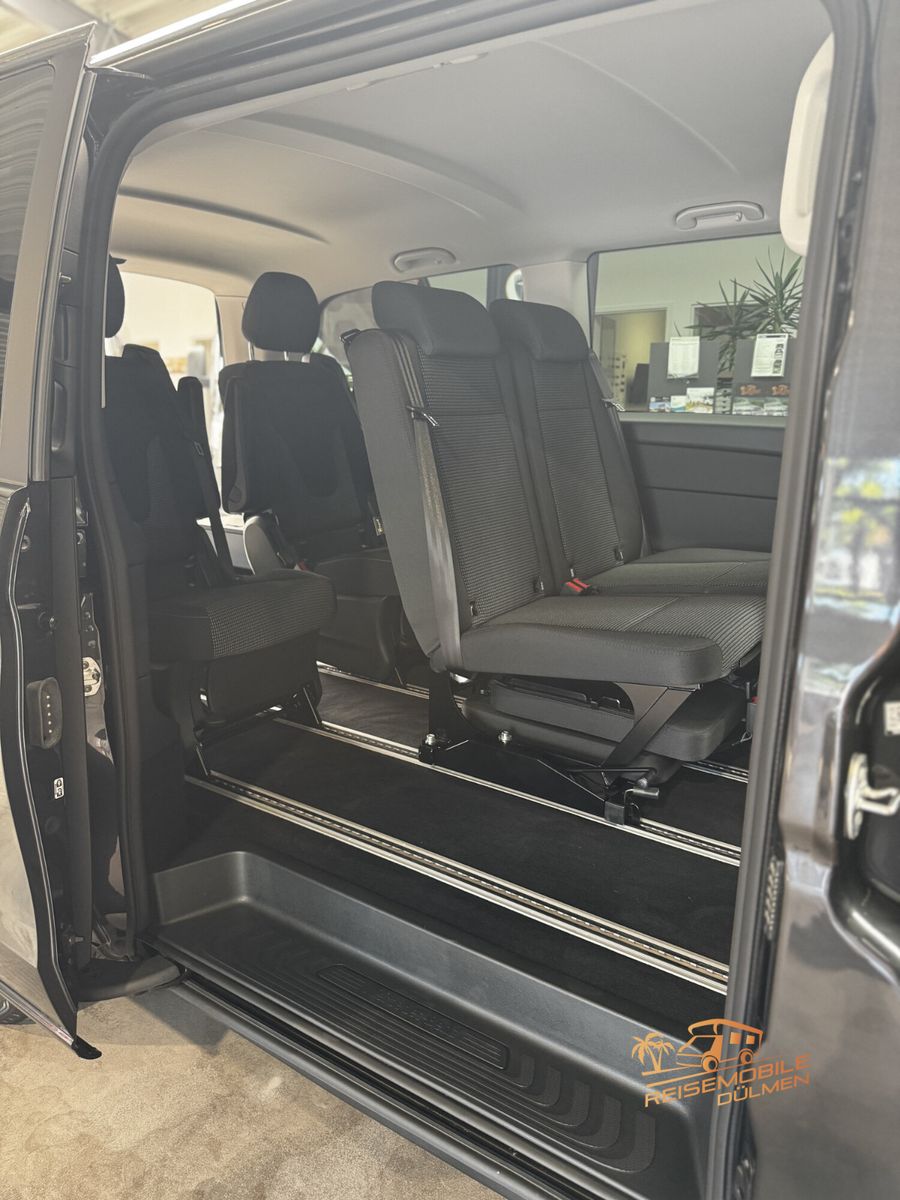 Fahrzeugabbildung Mercedes-Benz V250 4MATIC lang VanTourer Night & Sport Paket