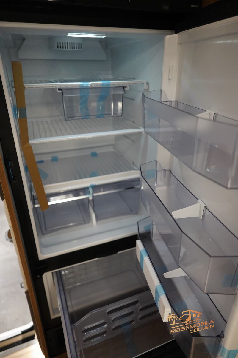 Fahrzeugabbildung Mobilvetta Krosser 86 B Backofen Lithium Navi RFK Truma 6E