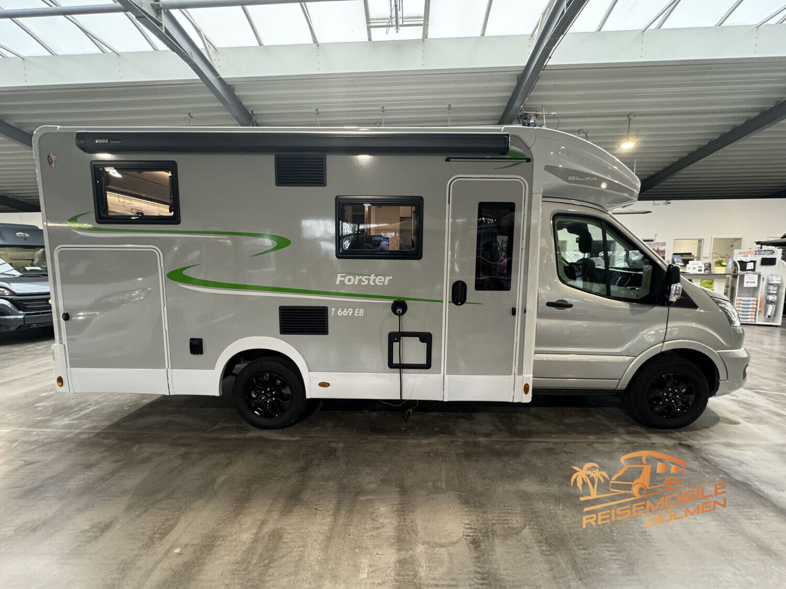 Fahrzeugabbildung Forster Coupe FT669EB NB  Skyroof RFK Truma Combi 6E