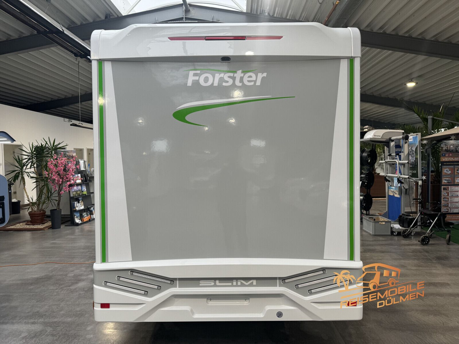 Fahrzeugabbildung Forster Coupe FT669EB NB  Skyroof RFK Truma Combi 6E