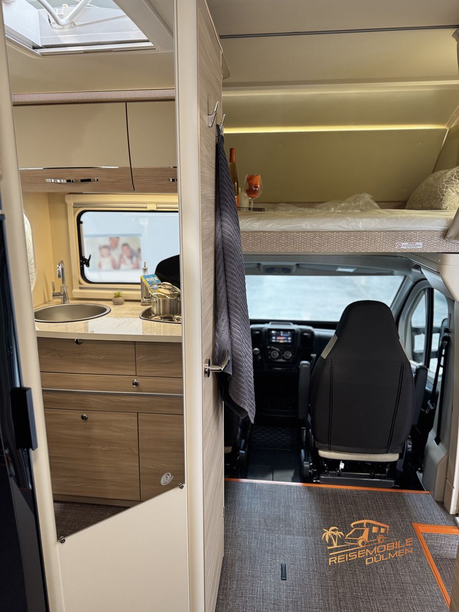 Fahrzeugabbildung Eura Mobil Activa One 570 HS RFK DAB Moniceiver