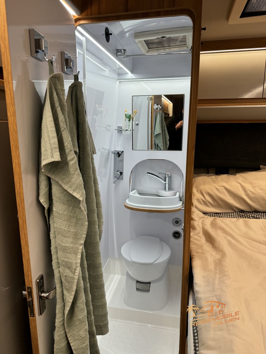 Fahrzeugabbildung Affinity Camper Van ONE Solar Navi RFK 18 1.Hand AHK