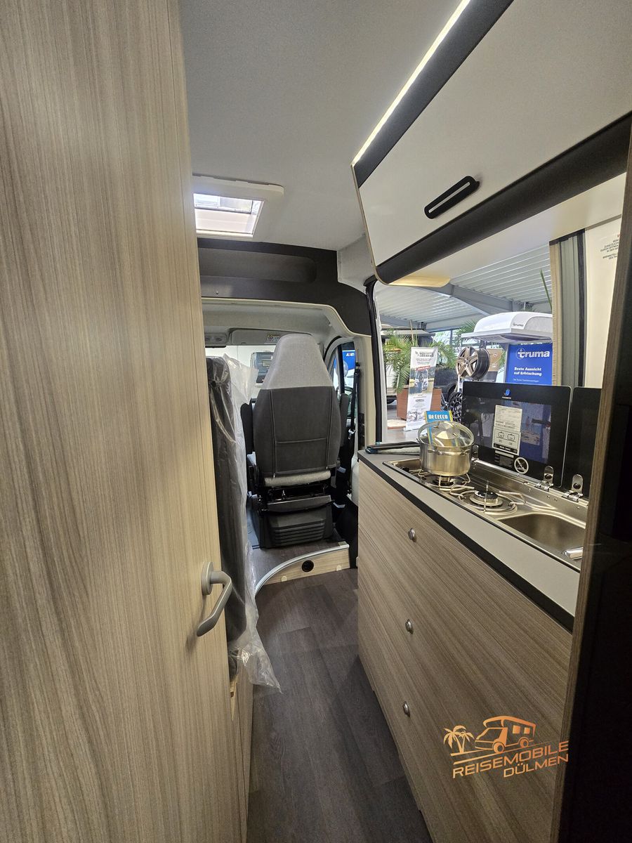 Fahrzeugabbildung Sun Living V 65SL X-TRA Ausstellungsfahrzeug Navi LM-Räder