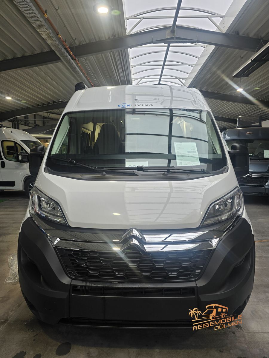 Fahrzeugabbildung Sun Living V 65SL X-TRA Ausstellungsfahrzeug Navi LM-Räder