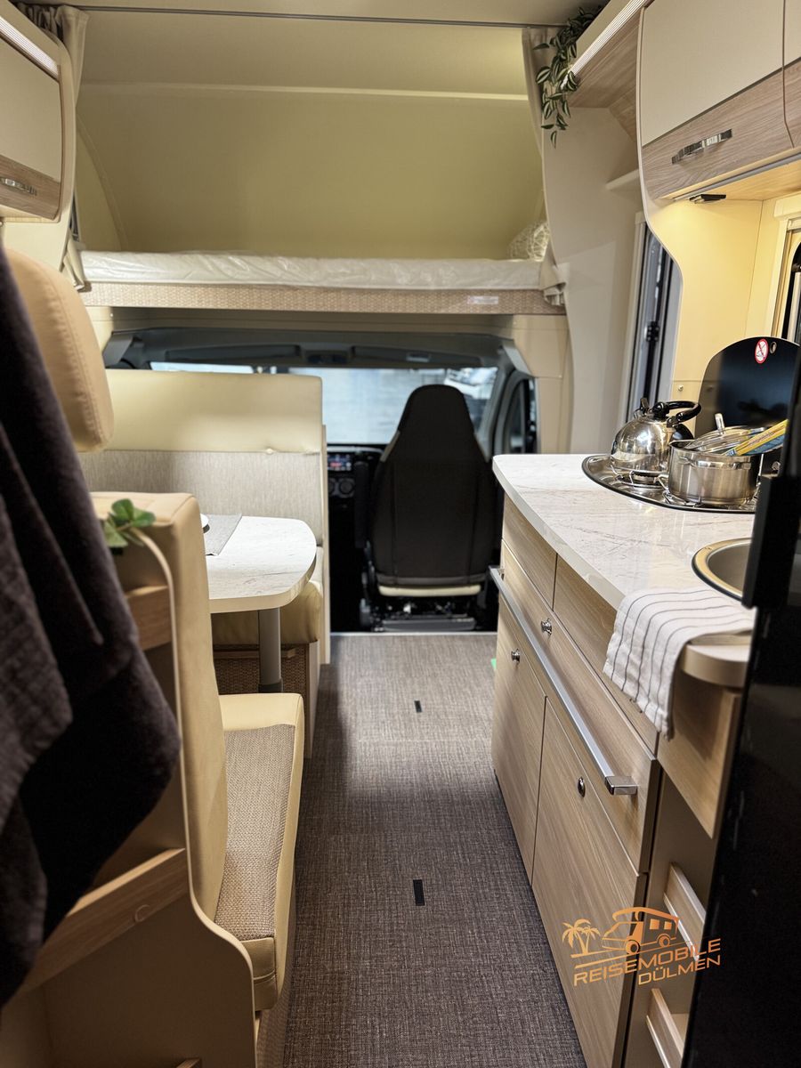 Fahrzeugabbildung Eura Mobil Activa One 690 HB  Heizung Combi 6 E  Winterfest