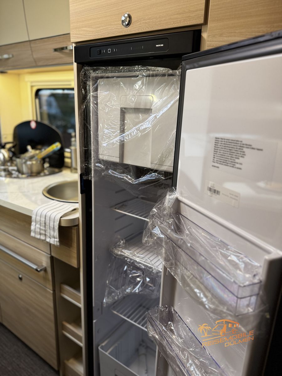 Fahrzeugabbildung Eura Mobil Activa One 690 HB  Heizung Combi 6 E  Winterfest