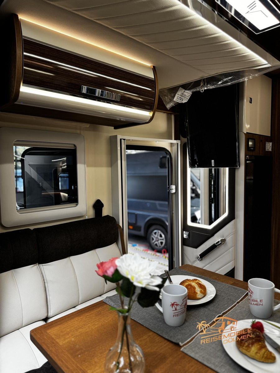 Fahrzeugabbildung Mobilvetta Krosser P86 B Lithium Solar ACC Wifi TV Combi 6E